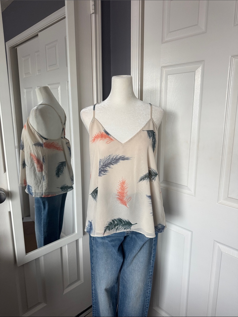 NEW LISTING! Forever 21 top